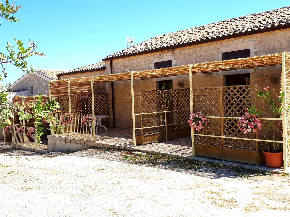 Agriturismo Serrafiori Casa Serrafiori Exterior photo